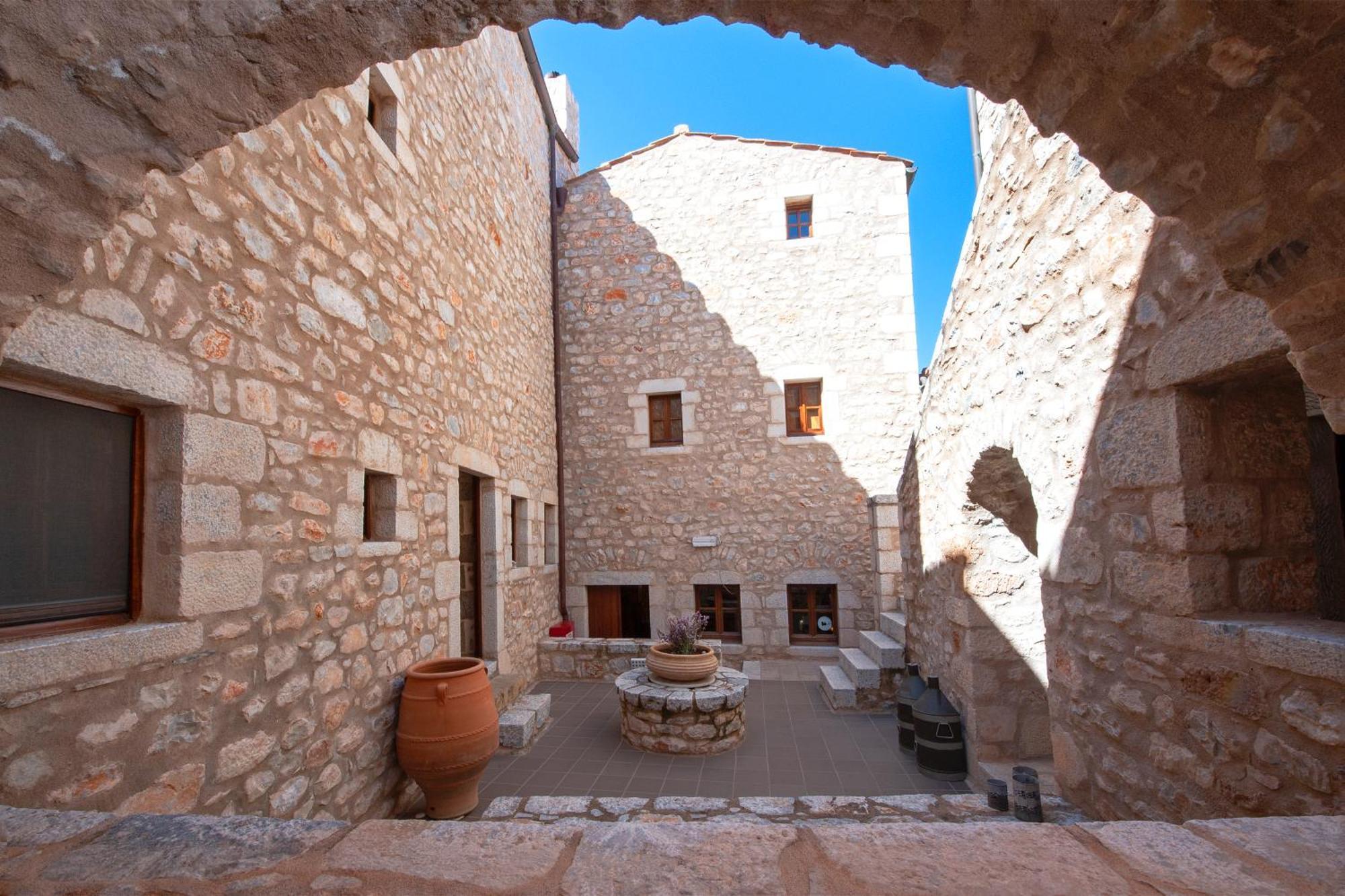 Kyrimai Hotel Yerolimin Dış mekan fotoğraf